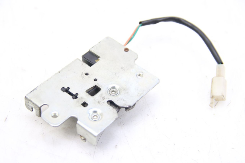 photo de CERRADURA DE ASIENTO ECCITY ARTELEC 670 1 (2013 - 2017) - Zoom estado de uso