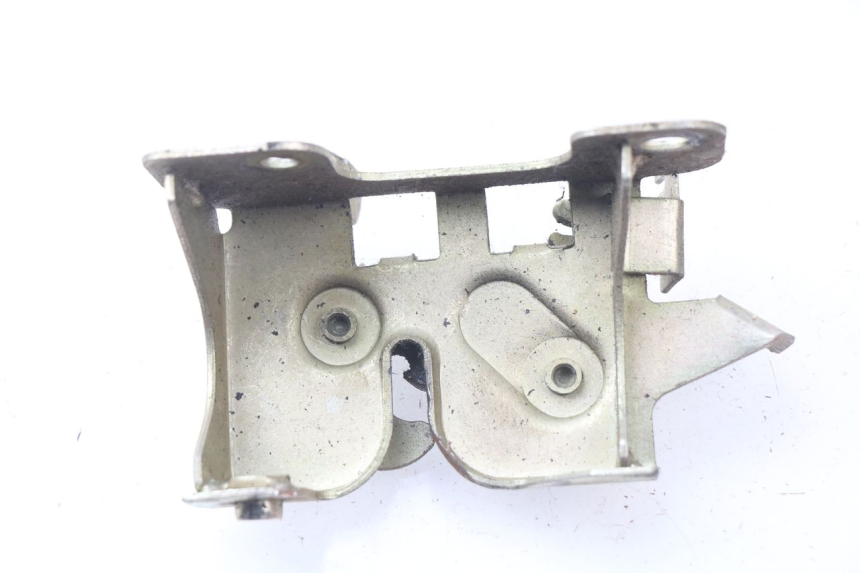 photo de CERRADURA DEL ASIENTO JONWAY AZTRAL 125 (2008 - 2017) - Zoom estado de uso