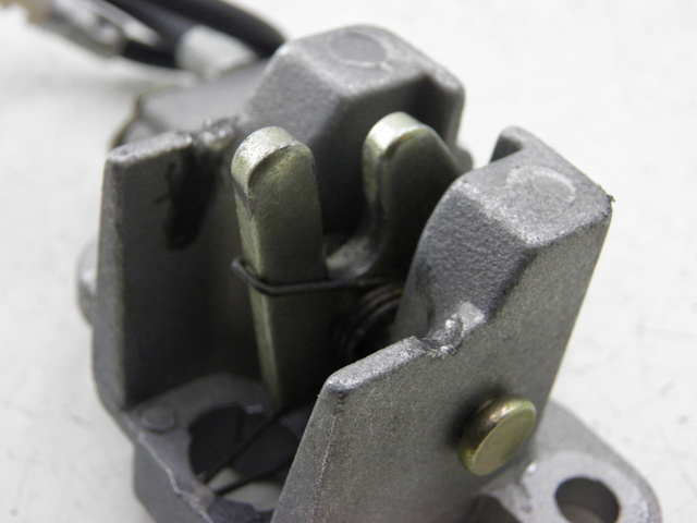 photo de CIERRE ASIENTO HOOK BAOTIAN BT 50 QT-9 50 (2006 - 2009) - Zoom estado de uso