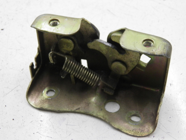 photo de CIERRE ASIENTO HOOK BENZHOU YY50QT31 VINTAGE 50 (2009 - 2012) - Zoom estado de uso