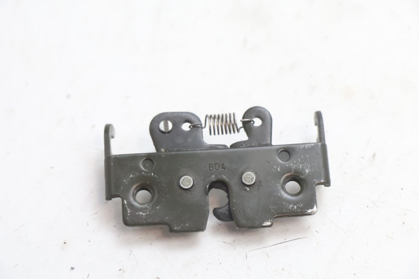 photo de CERRADURA DEL ASIENTO MBK BOOSTER SPIRIT 50 (2004 - 2017) - Zoom estado de uso