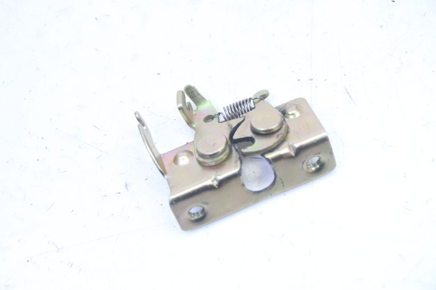 photo de CIERRE ASIENTO HOOK MOTRON BREEZY 4T 50 (2021 - 2025) - Zoom estado de uso