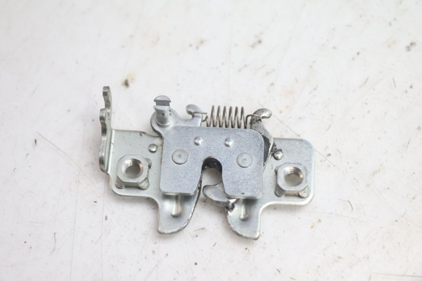 photo de CIERRE ASIENTO HOOK SUZUKI BURGMAN EXECUTIVE ABS 650 (2006 - 2012) - Vista principal