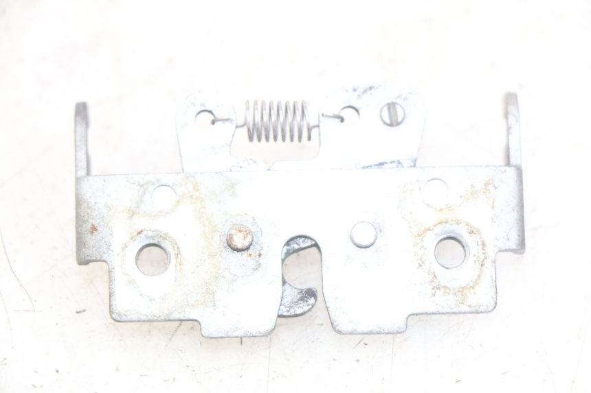 photo de CERRADURA DEL ASIENTO BMW C1 125 (2000 - 2003) - Detalle de la pieza