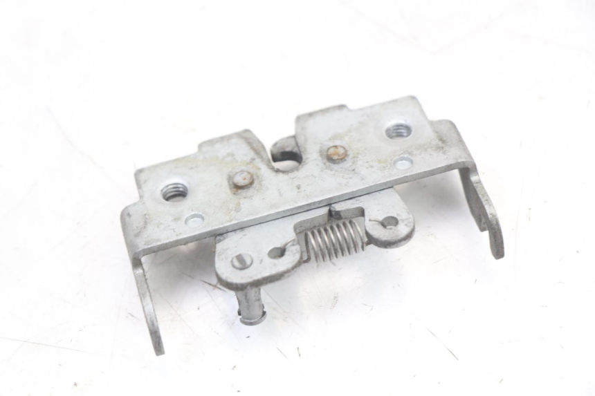 photo de CERRADURA DEL ASIENTO BMW C1 125 (2000 - 2003) - Otra perspectiva