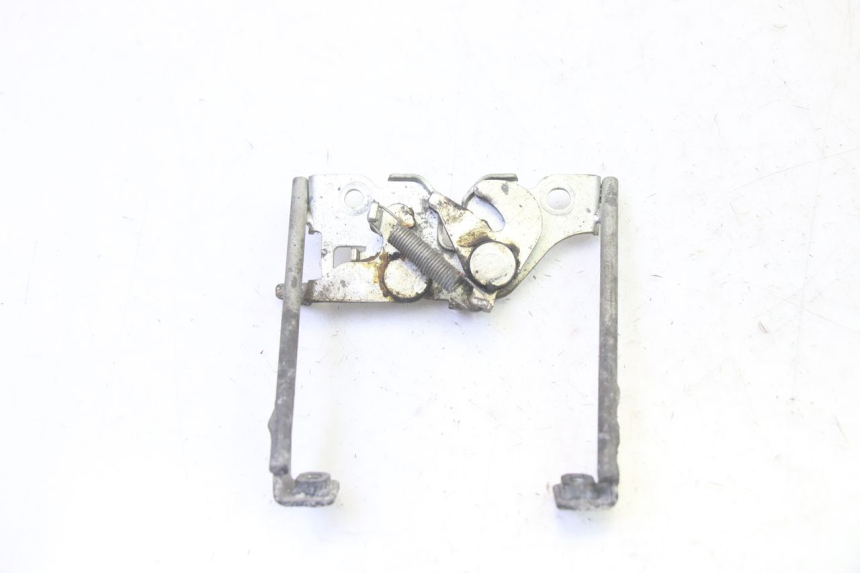 photo de CIERRE ASIENTO HOOK HONDA CBF 125 (2009 - 2015) - Detalle de la pieza