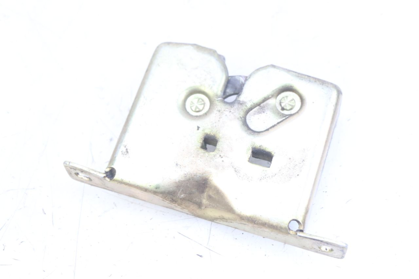 photo de CERRADURA DEL ASIENTO TGB CITY 2 50 (2009 - 2013) - Otra perspectiva