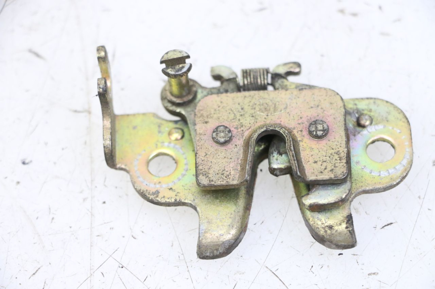 photo de CERRADURA DE ASIENTO PEUGEOT CITYSTAR 50 (2013 - 2017) - Detalle de la pieza