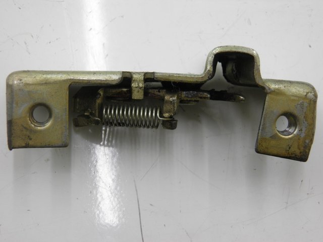 photo de CIERRE ASIENTO HOOK DAELIM VJ ROADWIN 125 (2008 - 2010) - Detalle de la pieza