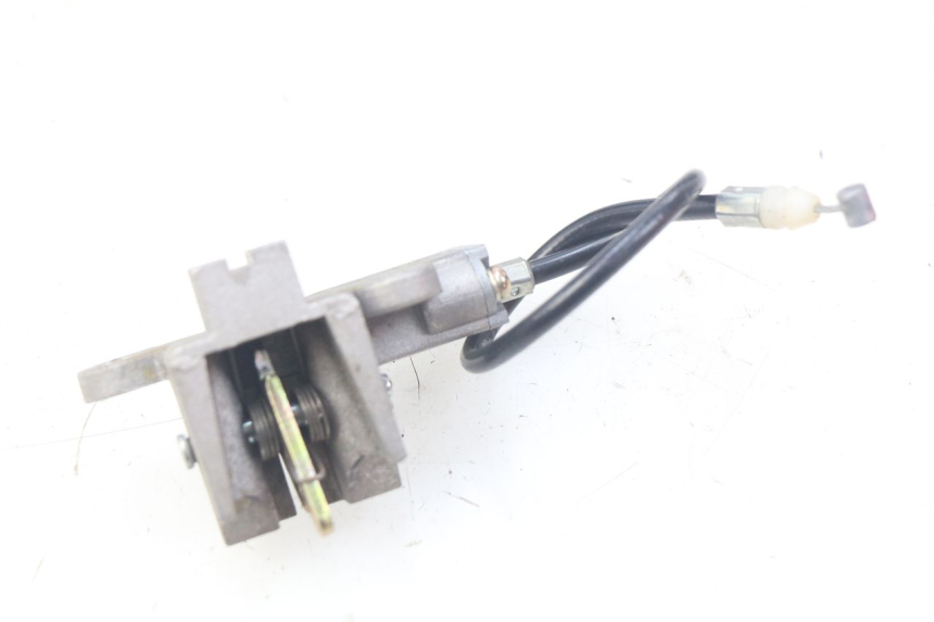 photo de CERRADURA DE ASIENTO LONGJIA DIGITA 4T 50 (2019 - 2022) - Detalle de la pieza