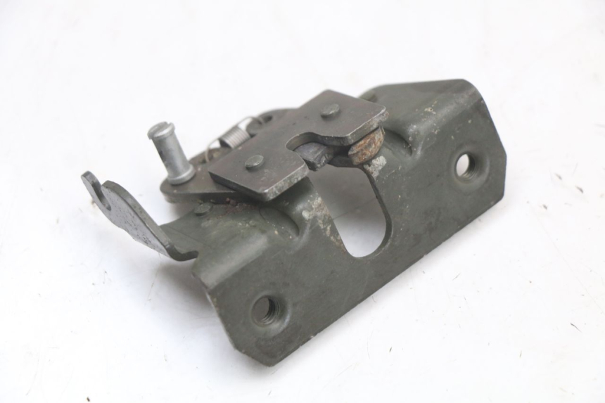 photo de CIERRE ASIENTO HOOK GILERA DNA 50 (2000 - 2007) - Zoom estado de uso