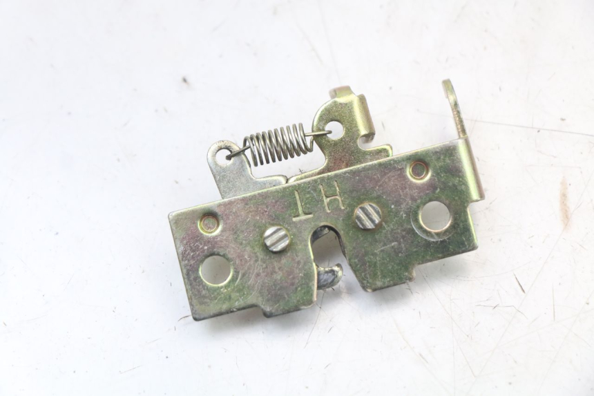 photo de CIERRE ASIENTO HOOK WAYSCRAL E-START 1 (2018 - 2022) - Zoom estado de uso