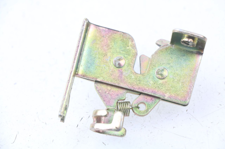 photo de CIERRE ASIENTO HOOK RIDE E1 1 (2014 - 2022) - Zoom estado de uso