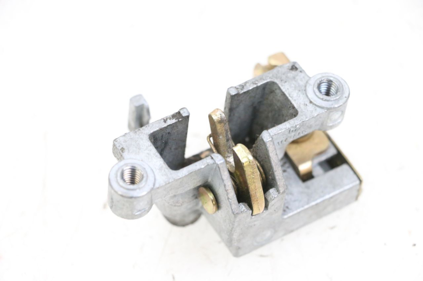 photo de CIERRE ASIENTO HOOK SEGWAY NINEBOT E125S 1 (2022 - 2026) - Otra perspectiva