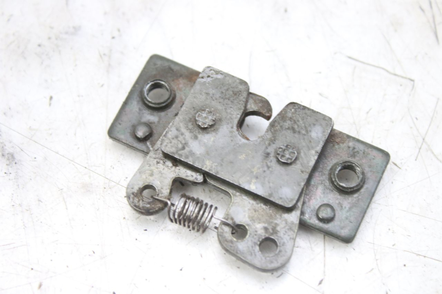 photo de CERRADURA DE ASIENTO PEUGEOT ELYSTAR 50 (2002 - 2014) - Zoom estado de uso