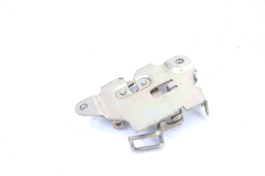 photo de CERRADURA DEL ASIENTO SYM FIDDLE 2 50 (2008 - 2013) - Zoom estado de uso