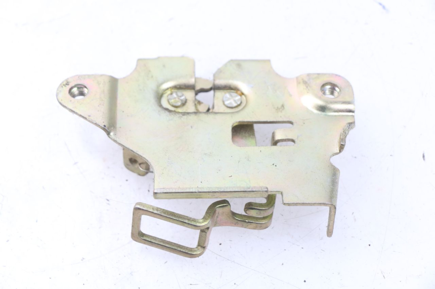 photo de CIERRE ASIENTO HOOK SYM FIDDLE 3 III 50 (2014 - 2020) - Zoom estado de uso