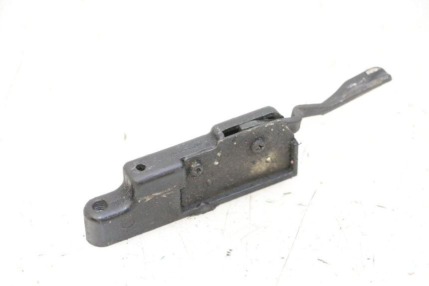 photo de CIERRE ASIENTO HOOK YAMAHA FJ 36Y 1100 (1984 - 1985) - Detalle de la pieza