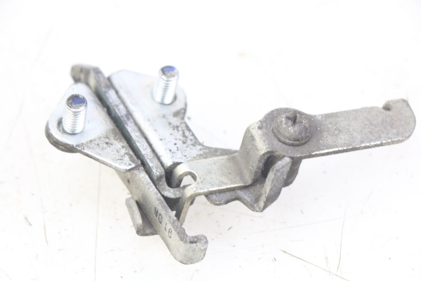 photo de CERRADURA DE ASIENTO YAMAHA FJR ABS 1300 (2006 - 2012) - Zoom estado de uso