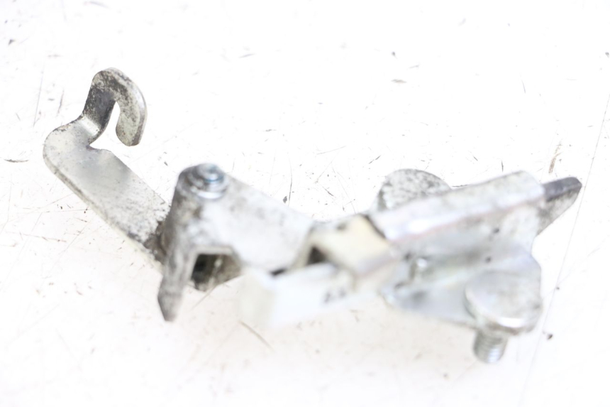 photo de CERRADURA DE ASIENTO YAMAHA FJR ABS 1300 (2006 - 2012) - Detalle de la pieza