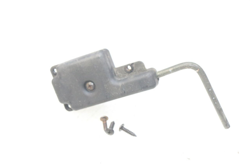 photo de CERRADURA DEL ASIENTO PIAGGIO FLY 2T 50 (2004 - 2017) - Detalle de la pieza