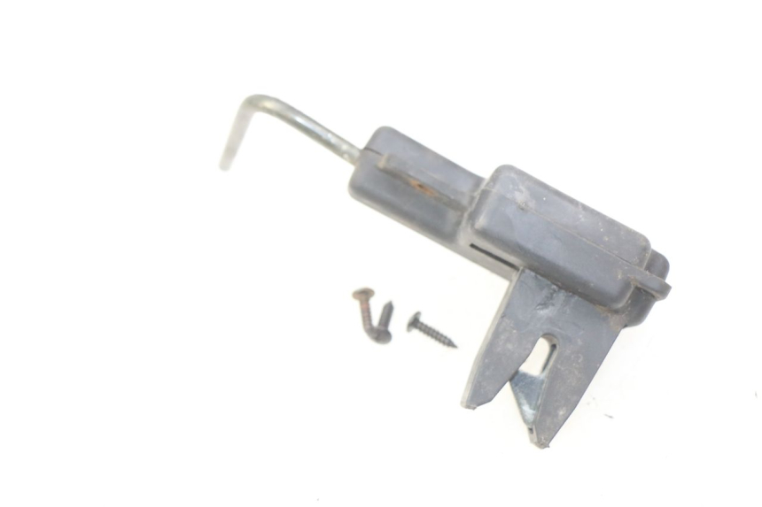 photo de CERRADURA DEL ASIENTO PIAGGIO FLY 2T 50 (2004 - 2017) - Zoom estado de uso