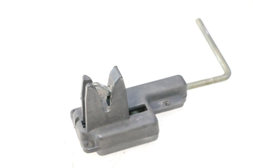 photo de CERRADURA DEL ASIENTO PIAGGIO FLY 2T 50 (2004 - 2017) - Vista principal