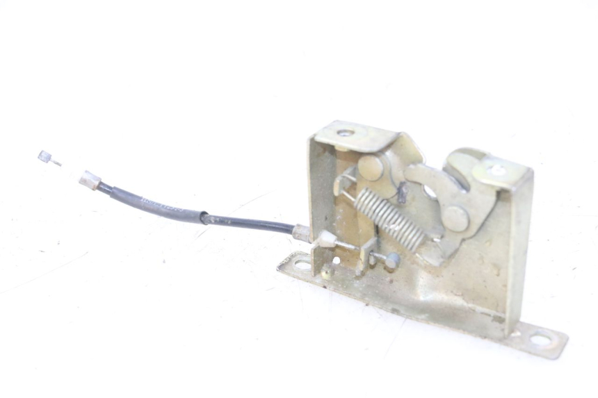 photo de CIERRE ASIENTO HOOK GOES WIKI 125 (2010 - 2015) - Vista principal