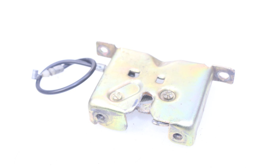 photo de CERRADURA DE ASIENTO TNT MOTOR GRIDO 2T 50 (2010 - 2019) - Primer plano técnico