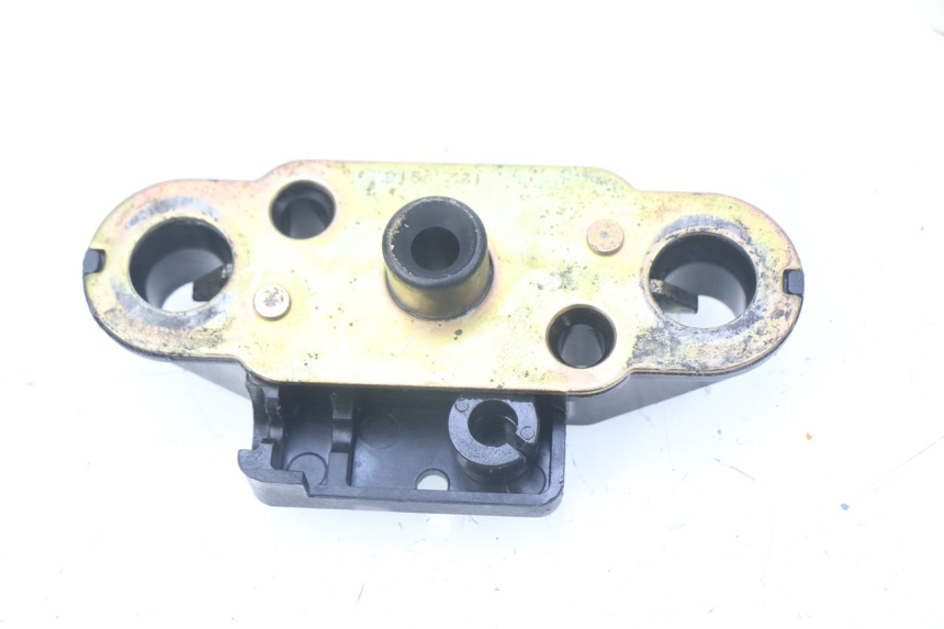 photo de CIERRE ASIENTO HOOK SUZUKI GSF N BANDIT 600 (2000 - 2004) - Zoom estado de uso