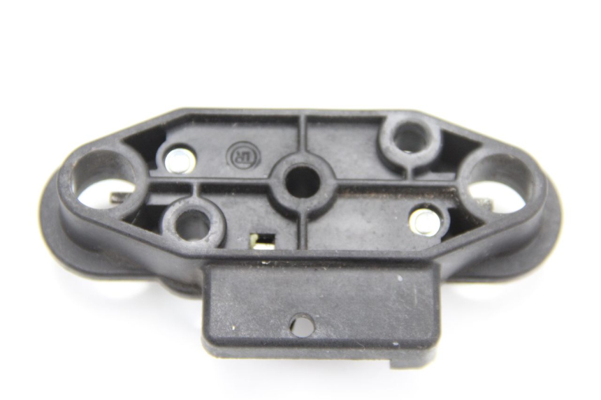 photo de CIERRE ASIENTO HOOK SUZUKI GSR 600 (2005 - 2012) - Otra perspectiva