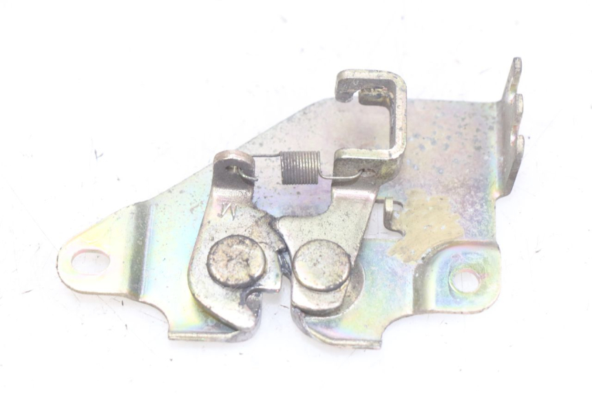 photo de CERRADURA DE ASIENTO SYM GTS EFI 125 (2012 - 2016) - Vista principal