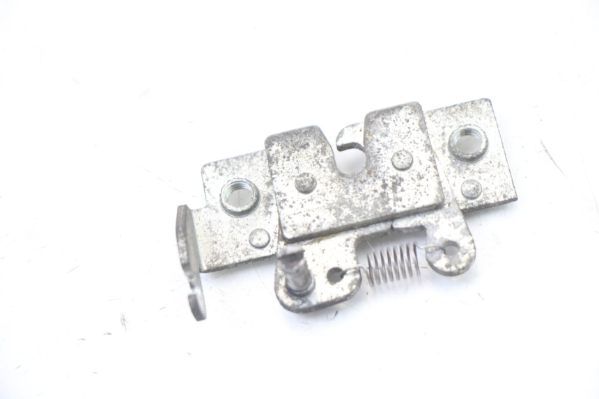 photo de CIERRE ASIENTO HOOK HONDA FES S-WING SWING ABS 125 (2007 - 2015) - Detalle de la pieza