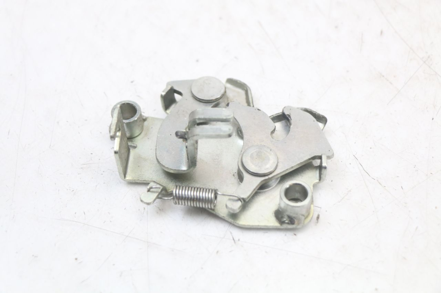 photo de CIERRE ASIENTO HOOK HONDA PCX (JF28) 125 (2009 - 2011) - Detalle de la pieza