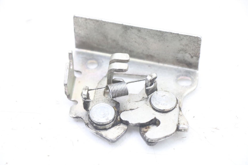 photo de CIERRE ASIENTO HOOK HONDA SH i 300 (2015 - 2020) - Detalle de la pieza