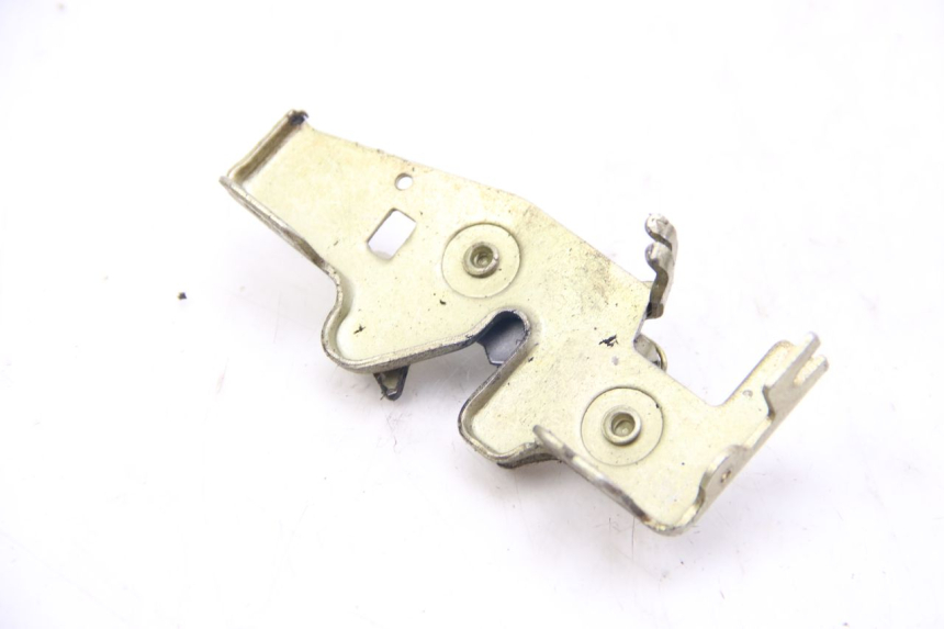 photo de CERRADURA DE ASIENTO REVATTO IMPERATOR 125 (2007 - 2015) - Otra perspectiva