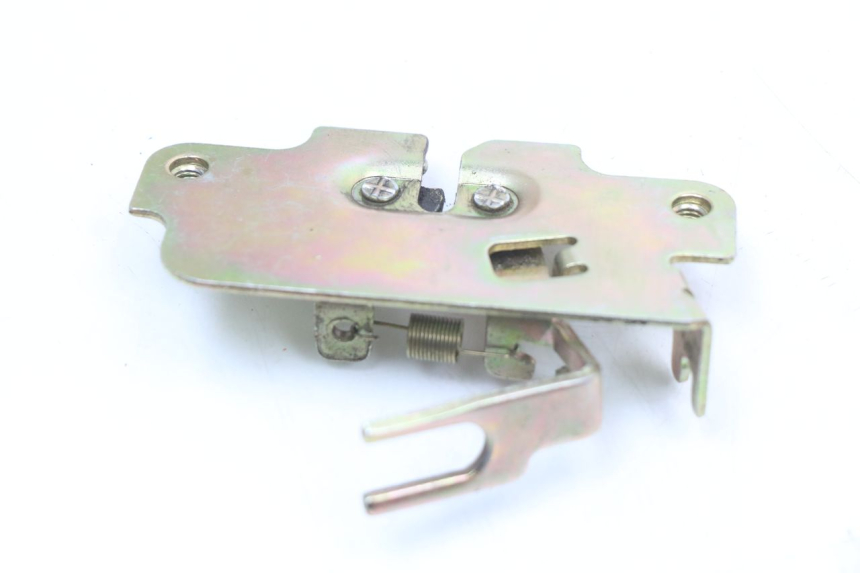 photo de CERRADURA DEL ASIENTO SYM JET 14 4T 50 (2018 - 2022) - Otra perspectiva