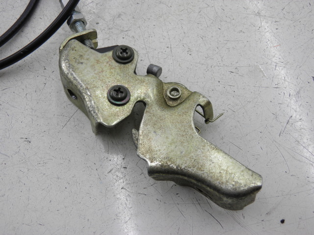 photo de CIERRE ASIENTO HOOK JM MOTOR S-MAX 125 (2010 - 2014) - Zoom estado de uso