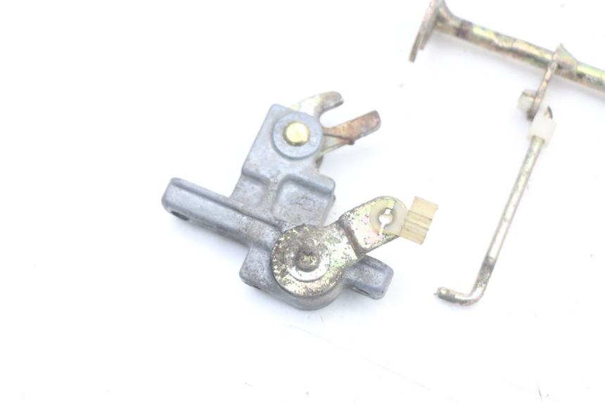 photo de CIERRE ASIENTO HOOK KAWASAKI GTR 1000 (1994 - 2004) - Zoom estado de uso