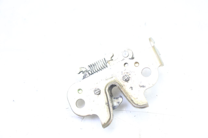 photo de CERRADURA DE ASIENTO PEUGEOT KISBEE 2T 50 (2010 - 2017) - Zoom estado de uso