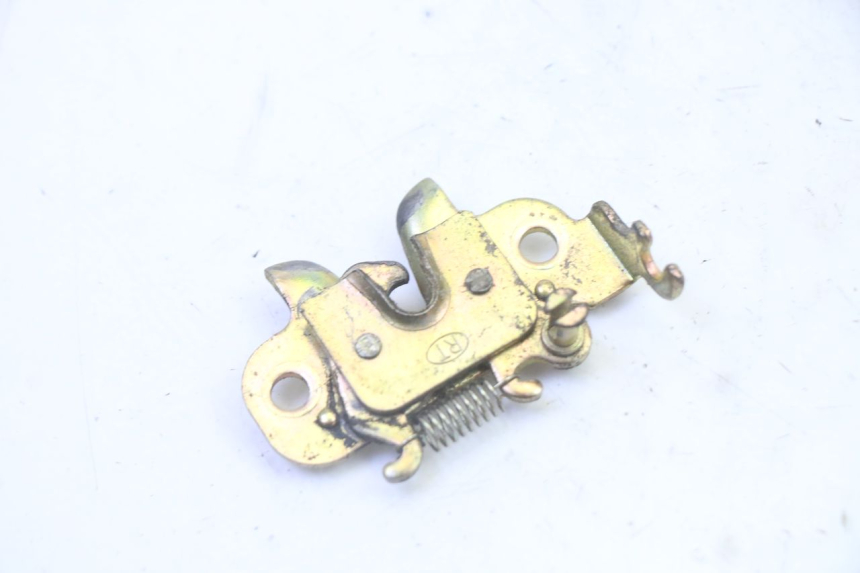 photo de CERRADURA DE ASIENTO PEUGEOT KISBEE 2T 50 (2010 - 2017) - Detalle de la pieza