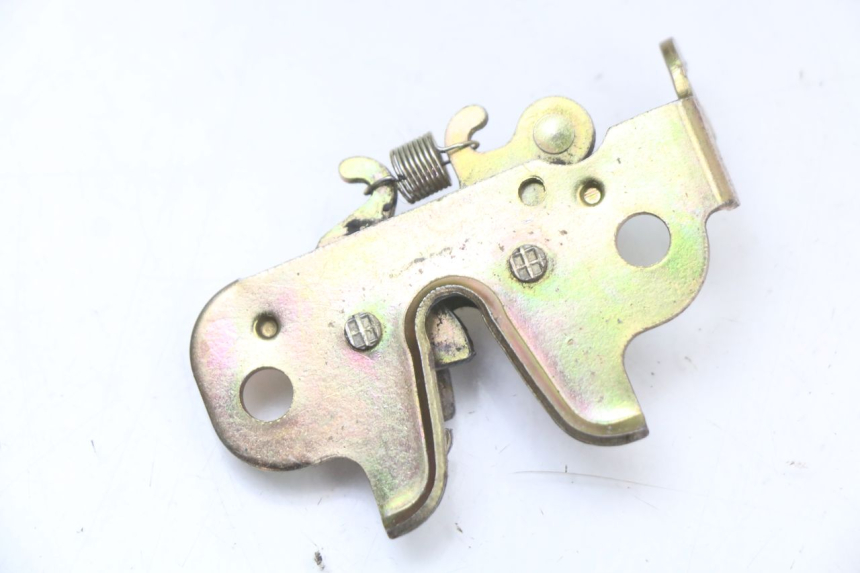 photo de CERRADURA DEL ASIENTO PEUGEOT KISBEE 4T 50 (2018 - 2022) - Detalle de la pieza