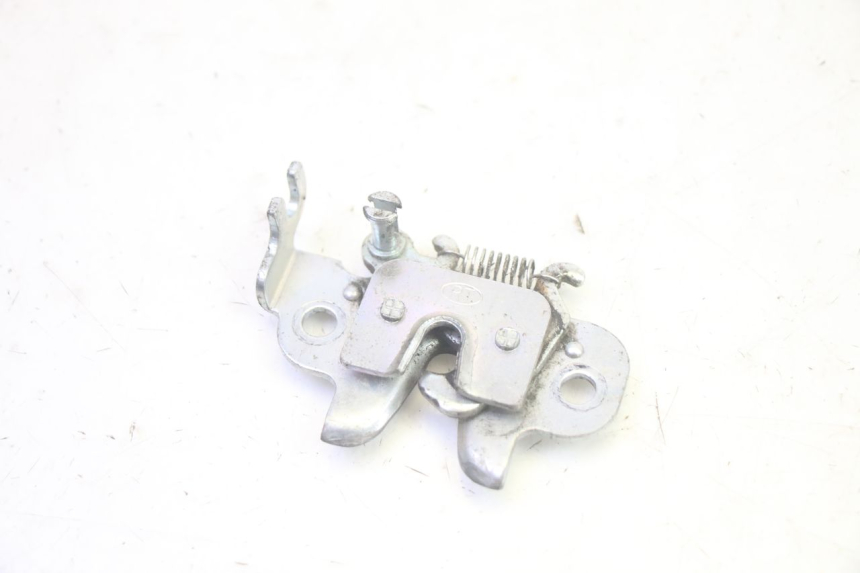 photo de CERRADURA DEL ASIENTO PEUGEOT KISBEE 4T 50 (2018 - 2022) - Vista principal