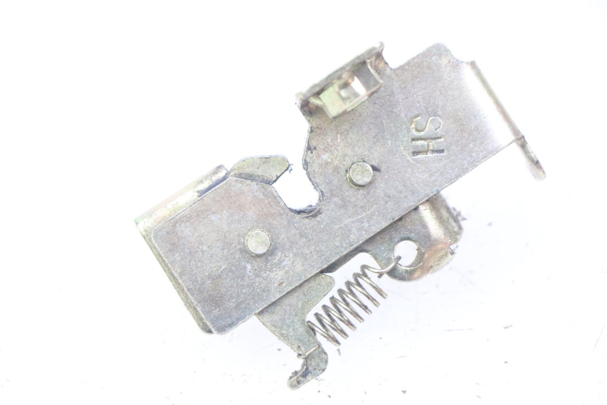 photo de CERRADURA DEL ASIENTO JM MOTORS MIA 50 (2017 - 2020) - Detalle de la pieza