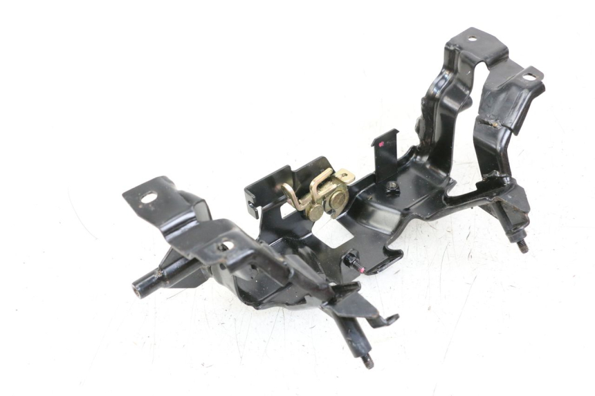 photo de CERRADURA DE ASIENTO SYM MIO 50 (2011 - 2017) - Primer plano técnico