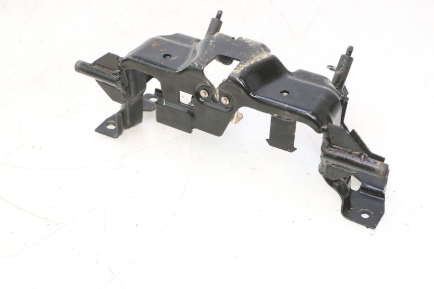 photo de CERRADURA DE ASIENTO SYM MIO 50 (2005 - 2010) - Primer plano técnico