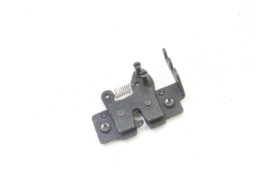 photo de CIERRE ASIENTO HOOK PIAGGIO MP3 HPE 310 (2024 - 2025) - Vista principal