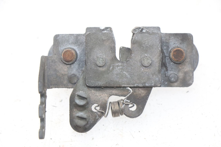 photo de CERRADURA DE ASIENTO PIAGGIO MP3 LT 400 (2007 - 2012) - Vista principal