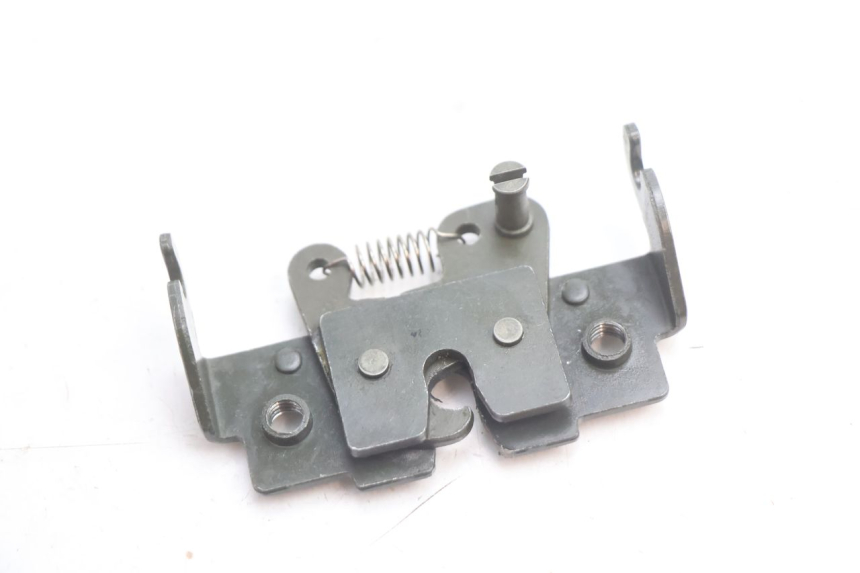 photo de CERRADURA DE ASIENTO PIAGGIO MP3 LT 400 (2007 - 2012) - Vista principal