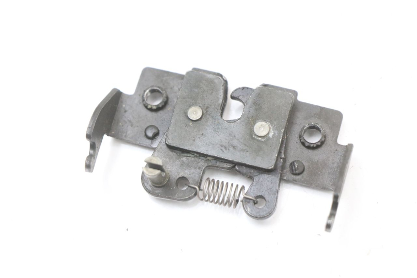 photo de CERRADURA DEL ASIENTO PIAGGIO MP3 500 (2011 - 2015) - Vista principal